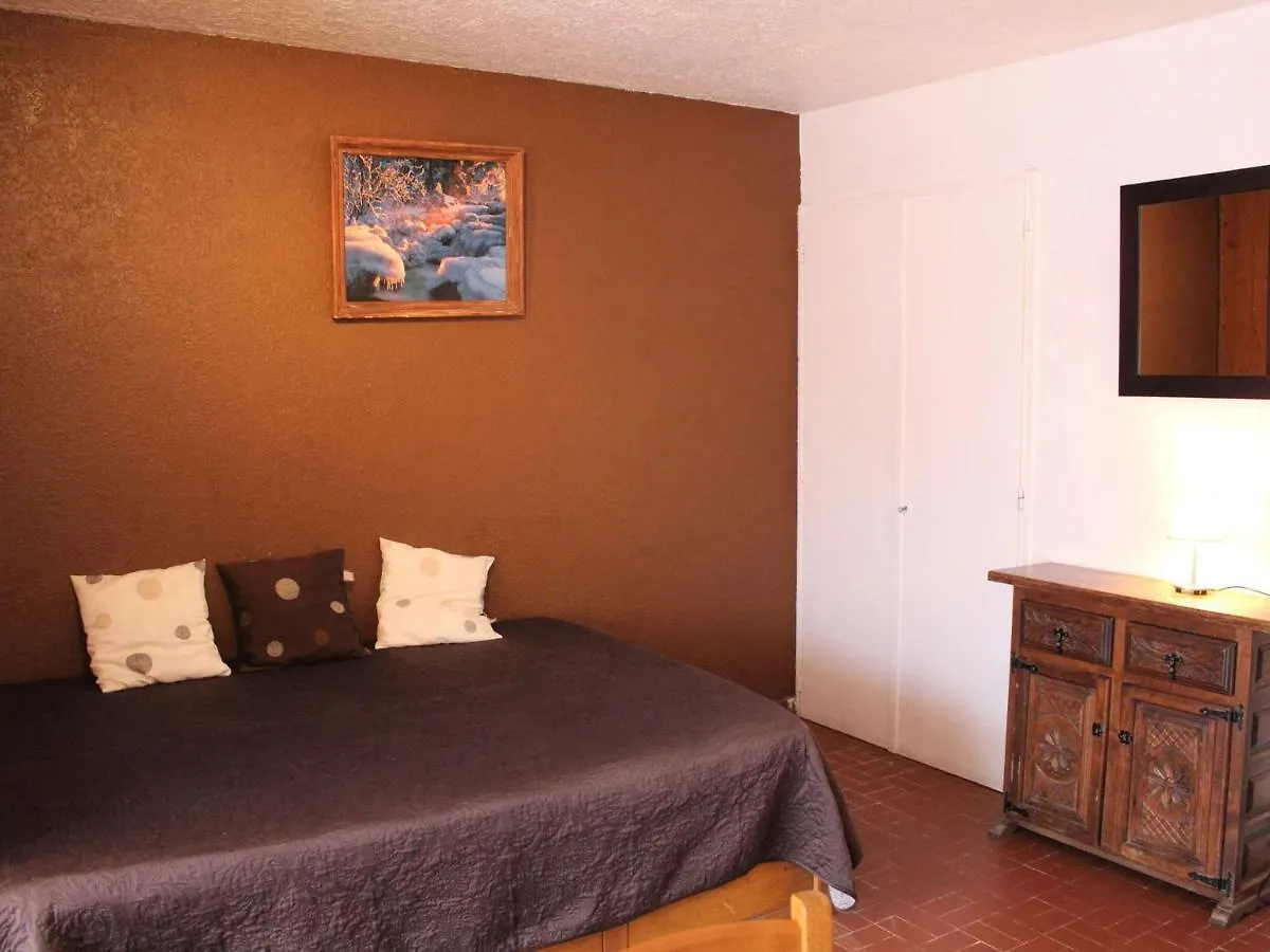 Apartment Studio Montagne 4 Pers, Balcon Sud, 100M Des Pistes Et 10M Des Commerces A Vars Les Claux - Fr-1-330B-150