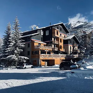 Hotel 16 | 150 Montagne&spa Nuxe, Vars (Hautes-Alpes)